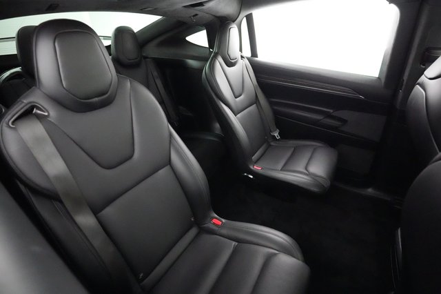 2022 Tesla Model X — photo 4 of 24