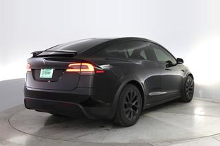 2022 Tesla Model X — photo 2 of 24
