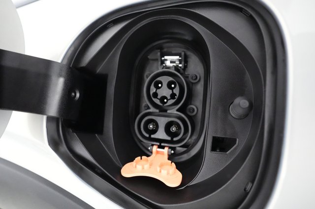 2022 Chevrolet Bolt EUV — photo 8 of 21