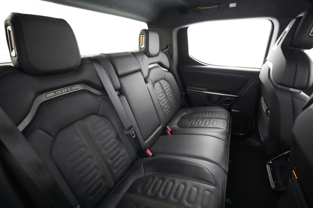 2022 Rivian R1T