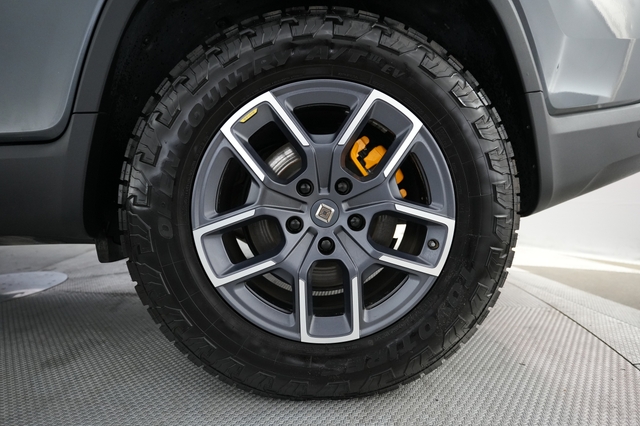 2023 Rivian R1T