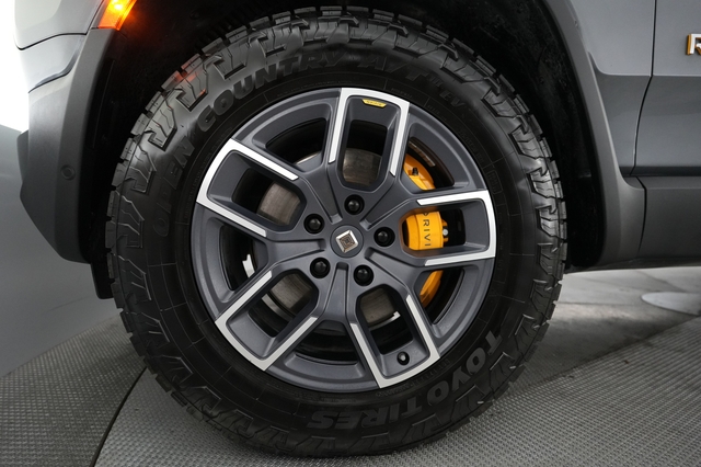 2023 Rivian R1T