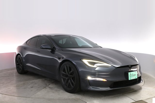 2023 Tesla Model S — photo 10 of 22