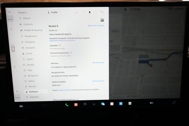2023 Tesla Model S — photo 18 of 22