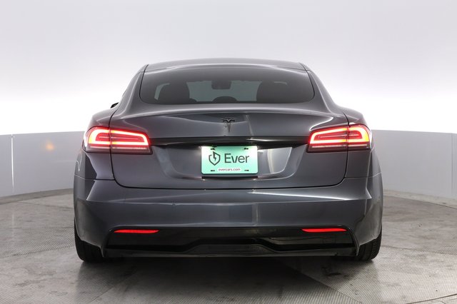 2023 Tesla Model S — photo 12 of 22