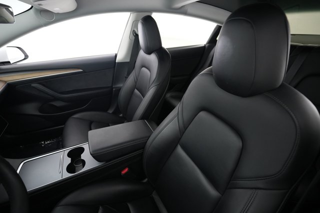 2022 Tesla Model 3 — photo 3 of 23