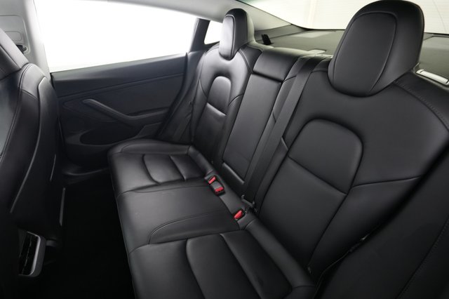 2022 Tesla Model 3 — photo 19 of 23