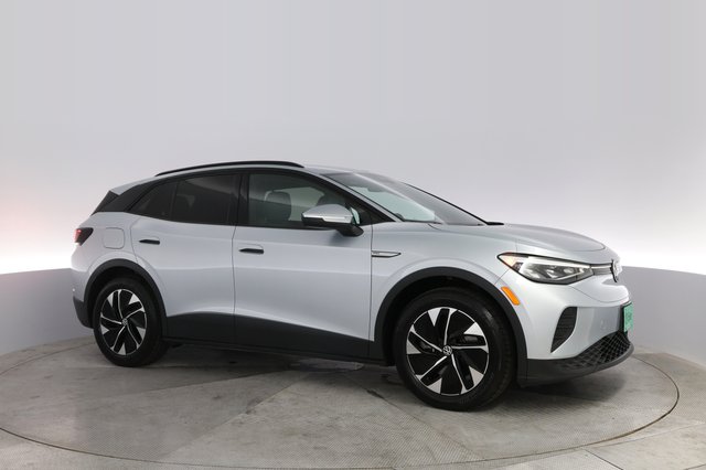2022 Volkswagen ID.4 — photo 11 of 20