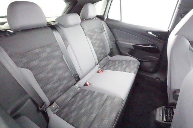 2022 Volkswagen ID.4 — photo 4 of 20