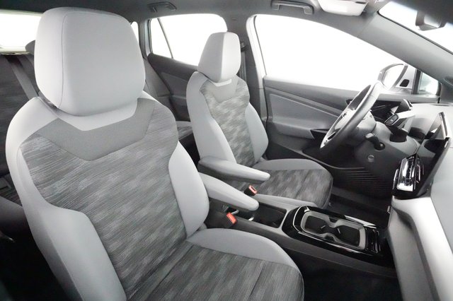 2022 Volkswagen ID.4 — photo 19 of 20