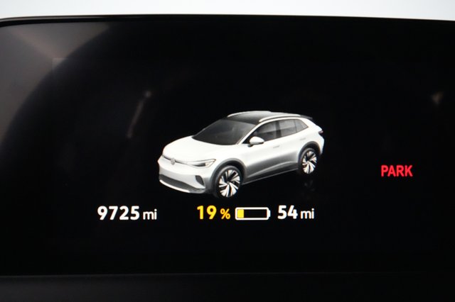2022 Volkswagen ID.4 — photo 5 of 20