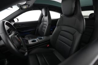 2020 Porsche Taycan — photo 3 of 22