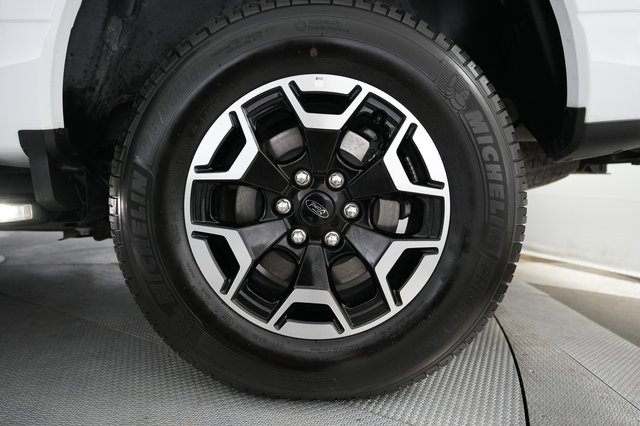 2022 Ford F-150 Lightning — photo 11 of 15