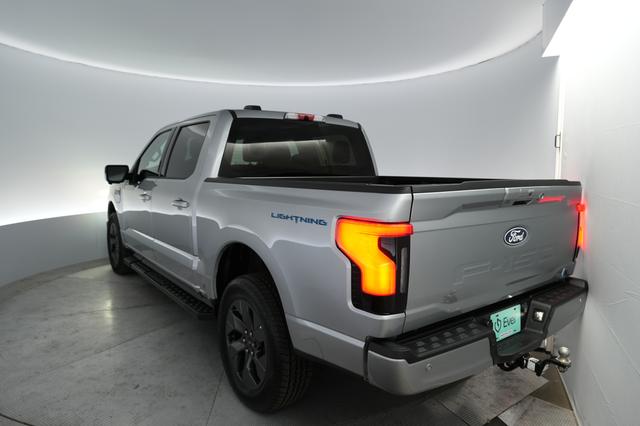 2024 Ford F-150 Lightning — photo 2 of 19
