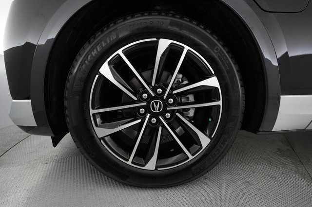 2024 Acura ZDX — photo 15 of 20