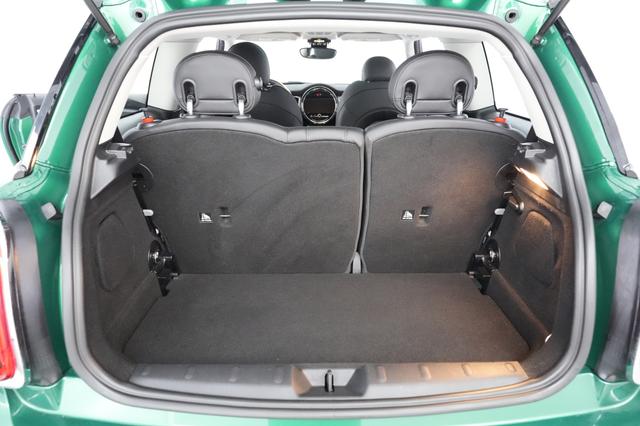 2024 MINI Cooper SE — photo 6 of 20