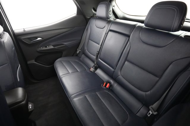 2022 Chevrolet Bolt EUV — photo 18 of 23