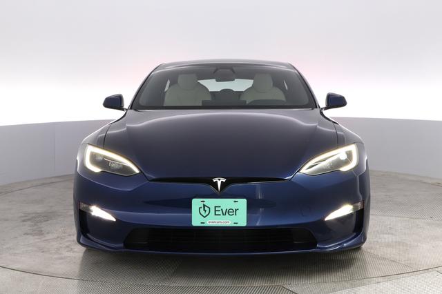 2022 Tesla Model S — photo 9 of 22