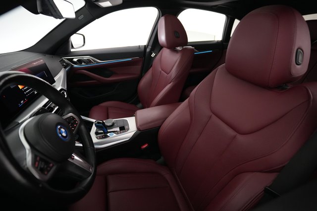 2022 BMW i4 — photo 3 of 21