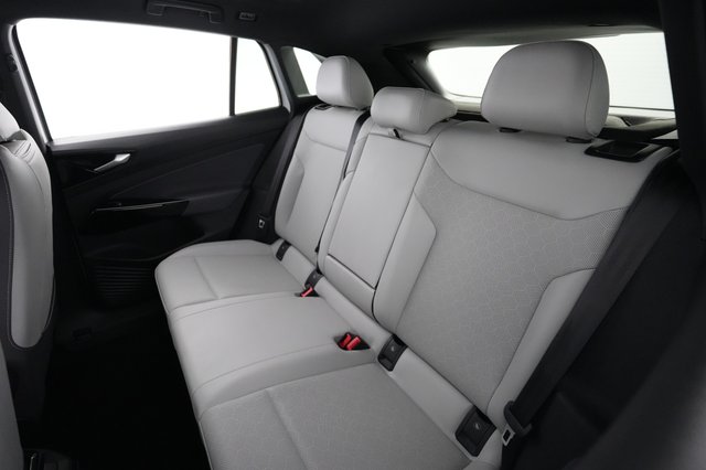 2022 Volkswagen ID.4 — photo 19 of 20