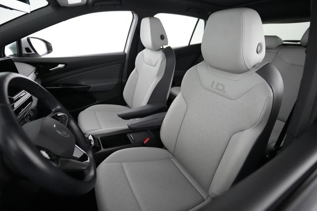2022 Volkswagen ID.4 — photo 3 of 20