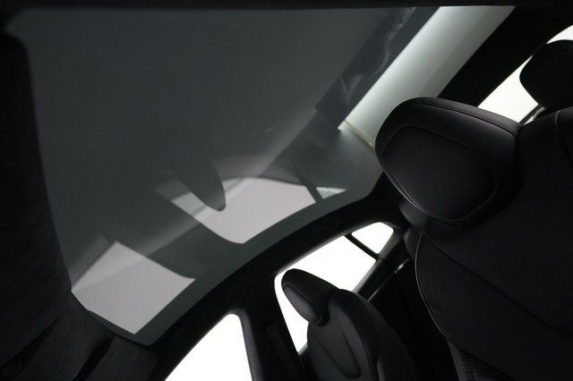 2023 Tesla Model S — photo 20 of 22