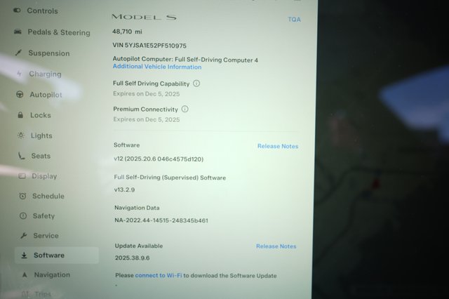 2023 Tesla Model S — photo 5 of 22