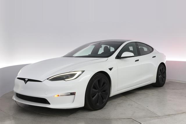 2023 Tesla Model S — VIN 5YJSA1E52PF510975