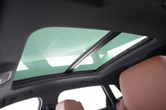 2023 Audi e-tron — photo 20 of 22