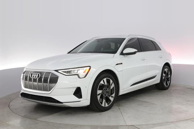 2023 Audi e-tron — VIN WA1LAAGE5PB018276