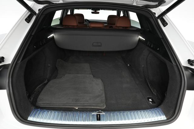 2023 Audi e-tron — photo 6 of 22