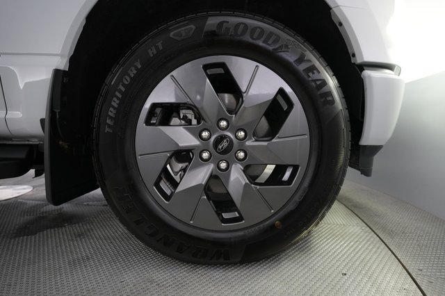 2024 Ford F-150 Lightning — photo 7 of 20