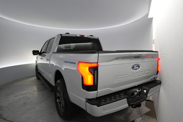 2024 Ford F-150 Lightning — photo 12 of 20