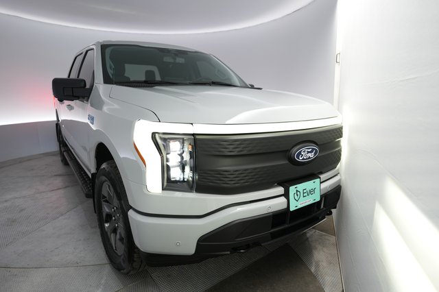 2024 Ford F-150 Lightning — photo 9 of 20