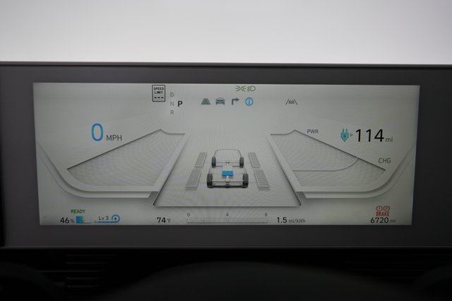 2024 Hyundai IONIQ 5 — photo 5 of 21