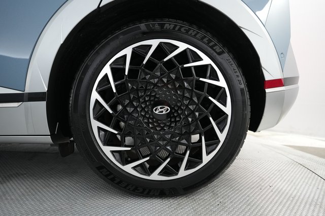 2024 Hyundai IONIQ 5 — photo 16 of 21