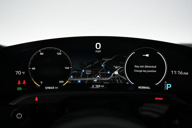2021 Porsche Taycan — photo 5 of 23