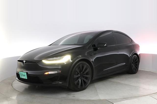2022 Tesla Model X — VIN 7SAXCBE52NF360873