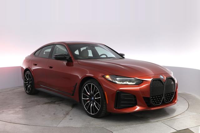 2023 BMW i4 — photo 10 of 22