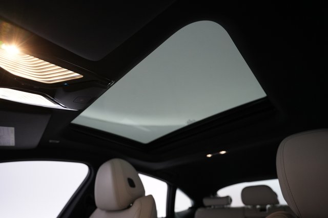 2023 BMW i4 — photo 20 of 22