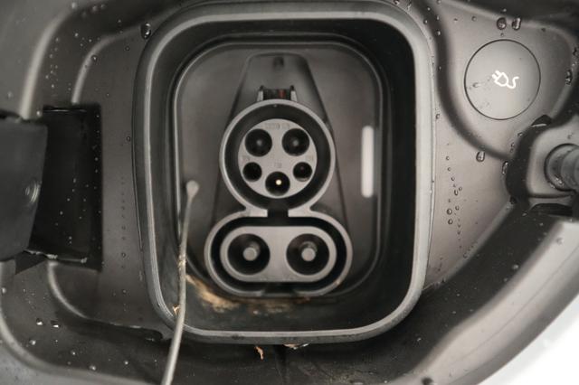 2024 Polestar 2 — photo 8 of 21