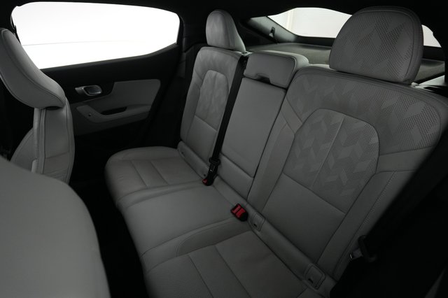 2024 Polestar 2 — photo 18 of 21