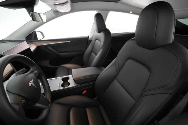 2023 Tesla Model Y — photo 3 of 21