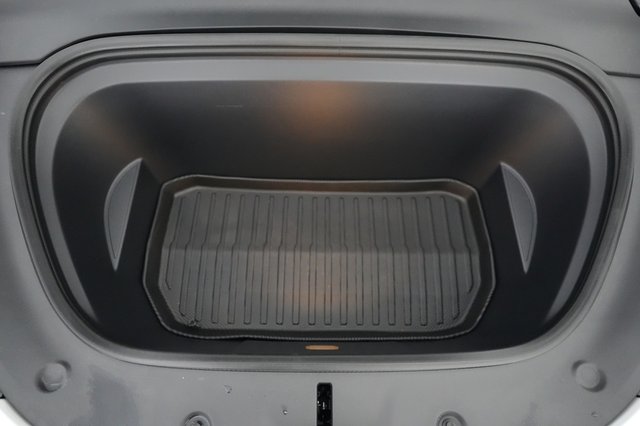 2023 Tesla Model Y — photo 20 of 21