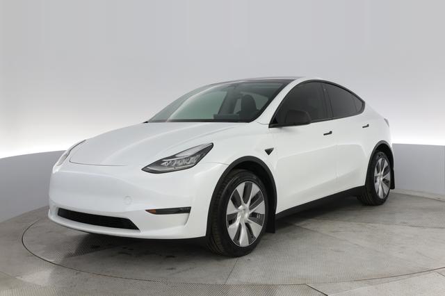2023 Tesla Model Y — VIN 7SAYGDEE5PA069188
