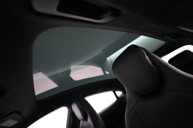 2020 Porsche Taycan — photo 20 of 21