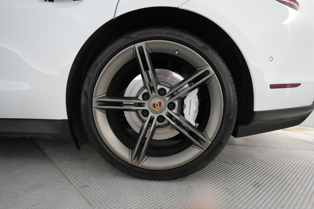 2022 Porsche Taycan