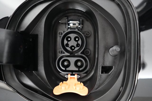 2023 Chevrolet Bolt EUV — photo 8 of 20