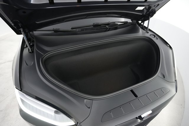 2024 Tesla Model X — photo 20 of 21