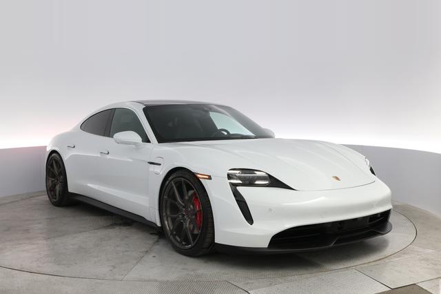 2021 Porsche Taycan — photo 10 of 25